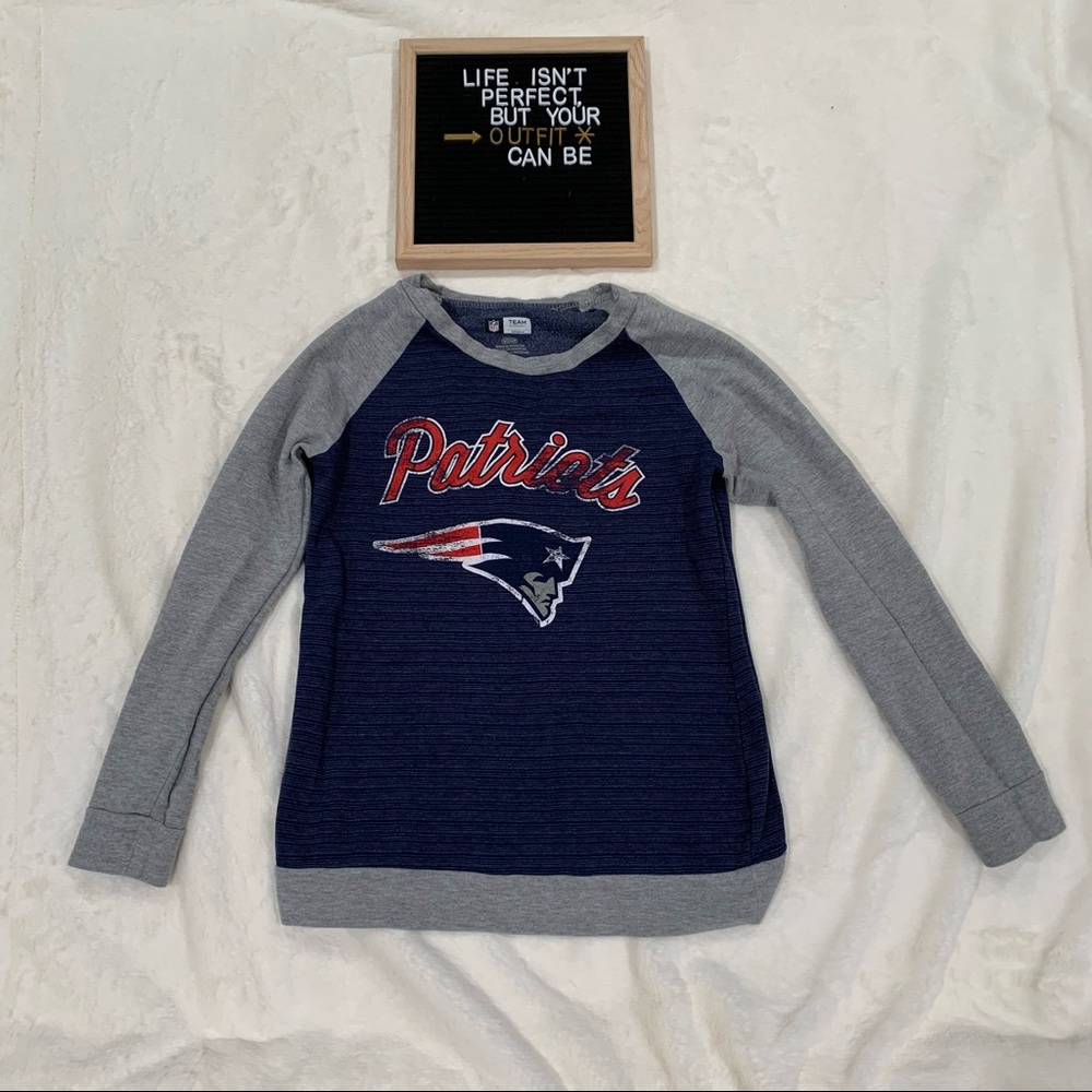 ☀️ CLEARANCE: New England Patriots Sweater
